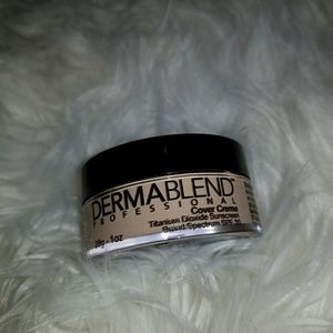 DERMABLEND foundation